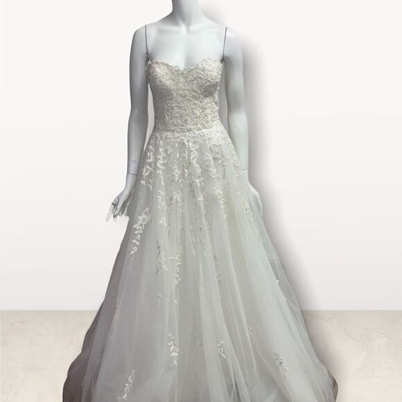Reem Acra Strapless Bridal Gown - Picture 1 of 9